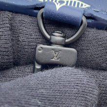 将图像加载到图库查看器中,LOUIS VUITTON Gaston Wearable Wallet Navy/WhiteM83384 Monogram Shadow