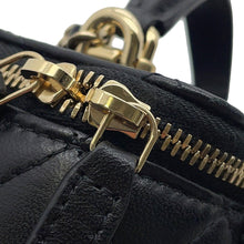 Load image into Gallery viewer, CHANEL Matelasse Small Vanity BlackAP2198 Lambskin Size Small