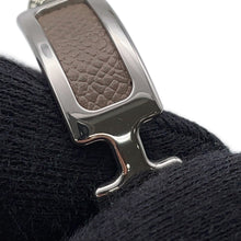 Load image into Gallery viewer, HERMES Olymp Earrings Etoupe Metal Epsom