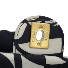Load image into Gallery viewer, CHANEL Matelasse Diakoko 2-way Bag Black/WhiteAS3004 Canvas Size 20