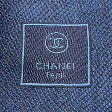 将图像加载到图库查看器中,CHANEL CC Logo tie Navy Silk100%