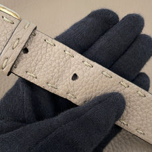 Load image into Gallery viewer, FENDI Peekaboo Selleria Greige8BN290 Leather Size regular