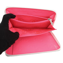 将图像加载到图库查看器中,CHANEL Cambon Line Zip Around Long Cloth White/Black/PinkA26710 Calf Leather