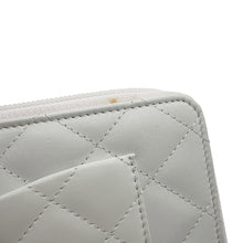 将图像加载到图库查看器中,CHANEL Cambon Line Zip Around Long Cloth White/Black/PinkA26710 Calf Leather