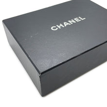 将图像加载到图库查看器中,CHANEL Cambon Line Zip Around Long Cloth White/Black/PinkA26710 Calf Leather
