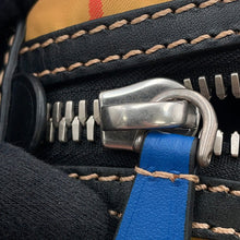 Load image into Gallery viewer, BURBERRY Vintage Check SONNY Crossbody Bag Beige/Black/Multicolor8005521 Nylon Size Medium