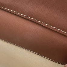 Load image into Gallery viewer, BURBERRY Two-tone Natural/Brown8031746 Canvas Leather Size Mini