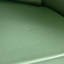 Load image into Gallery viewer, Dior 30 Montaigne Montaigne Shoulder Bag GreenM9203UMOS Box Calf LeatherLeather