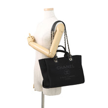Load image into Gallery viewer, CHANEL Deauville Line BlackAS3257 Canvas Size Small