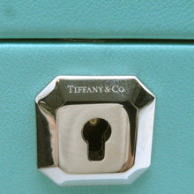 将图像加载到图库查看器中,TIFFANY&Co. Faceted Jewelry Box Small TIFFANY&Co.Blue Leather Size Small