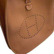 将图像加载到图库查看器中,HERMES Evelyne3 Gold Taurillon Clemence Size PM