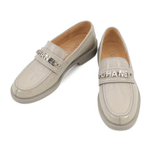Load image into Gallery viewer, CHANEL Chain logo loafers Light GrayG37430 Patent Leather Size 37