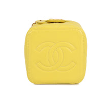 将图像加载到图库查看器中,CHANEL Matelasse Vanity ChainShoulder Bag YellowAS3228 Lambskin