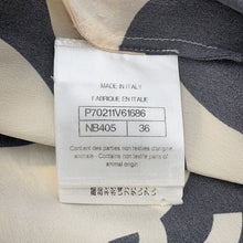 将图像加载到图库查看器中,CHANEL CC Logo Wave Shirt Size 36 Cream/BlackP70211 Silk100%