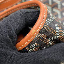 Load image into Gallery viewer, GOYARD Artois Tan/BlackARTOISGMLTY01CL03P Leather PVC Size GM