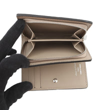 Load image into Gallery viewer, LOUIS VUITTON Portefeuille Clare GaletM80817 Monogram Mahina