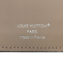 将图像加载到图库查看器中,LOUIS VUITTON Portefeuille Clare GaletM80817 Monogram Mahina