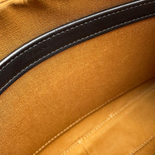 Load image into Gallery viewer, CELINE Triomphe messenger bag Black/Brown194502CIM.38NO PVC Leather Size Medium