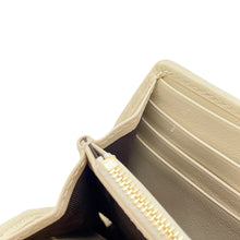 将图像加载到图库查看器中,GUCCI Blondie Chain Wallet Off-white725219 Leather