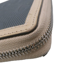 Load image into Gallery viewer, GUCCI Off the Grid Zip Around Wallet Gray/Beige625576 GGNylon/Leather
