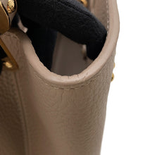 Load image into Gallery viewer, LOUIS VUITTON Capucines Galet Leather Size MM