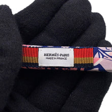 Load image into Gallery viewer, HERMES Katyusha Pink Silk100%