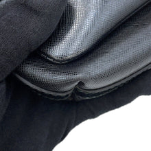 Load image into Gallery viewer, Ferragamo Vala ChainShoulder Bag Black21C671 Leather Patent Leather