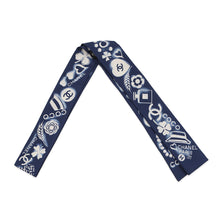 Load image into Gallery viewer, CHANEL hair band scarf Navy/WhiteAA0349 Silk100%