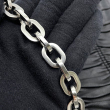 将图像加载到图库查看器中,PRADA ChainShoulder Bag Black Leather