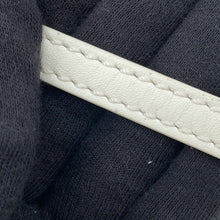 将图像加载到图库查看器中,FENDI Marc Jacobs Mini Bustina Bunny Shoulder Bag White/Red7SA169 Leather