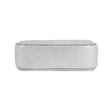 将图像加载到图库查看器中,BALENCIAGA Everyday camera bag Silver552372 Leather Size XS