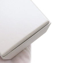 将图像加载到图库查看器中,Van Cleef & Arpels Vintage Alhambra EarringVCARD40400 18K Yellow Gold