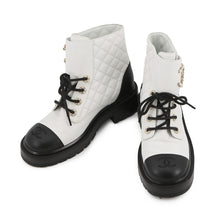 Load image into Gallery viewer, CHANEL CC Logo High-Top Sneakers White/BlackG36424 Leather Size 36H