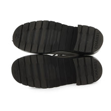 Load image into Gallery viewer, CHANEL CC Logo High-Top Sneakers White/BlackG36424 Leather Size 36H