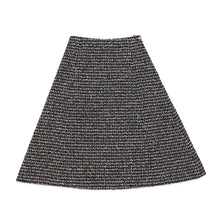 Load image into Gallery viewer, CHANEL Métiers d'Art Tweed Skirt Size 34 Black/MulticolorP71123 V62308 NC667 Polyamide 46%, Wool 41%, Polyester 6%, Viscose 5%, Acrylic 2%