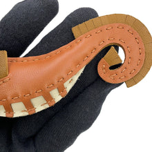 Load image into Gallery viewer, HERMES Ipo (seahorse) Gold/Craie/Kraft Lambskin