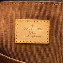 Load image into Gallery viewer, LOUIS VUITTON Popincourt Haut BrownM40007 Monogram