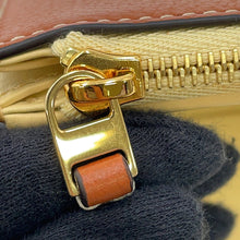 将图像加载到图库查看器中,CELINE Compact Wallet Triomphe Stamp Soft Tongue / Soft CreamL100H2O54.GHD1 Supple Grained Calf Leather