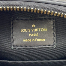 Load image into Gallery viewer, LOUIS VUITTON Saintonge NoirM43555 Monogram Calf Leather