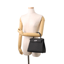 Load image into Gallery viewer, HERMES Kelly Retourne Black Togo Leather Size 25