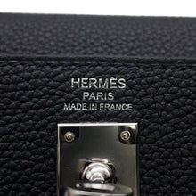 Load image into Gallery viewer, HERMES Kelly Retourne Black Togo Leather Size 25