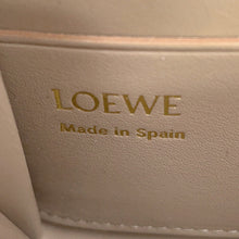 Load image into Gallery viewer, LOEWE Pebble Continental Wallet SandCANBACWX01 2150 Shiny Nappa Calf Leather