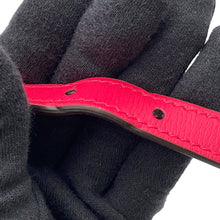 将图像加载到图库查看器中,GUCCI GG Supreme Dragon Shoulder Bag Beige/Pink774371 GG Supreme Leather