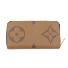 Load image into Gallery viewer, LOUIS VUITTON Zippy Wallet NoirM69353 Monogram / Giant / Monogram Reverse Canvas