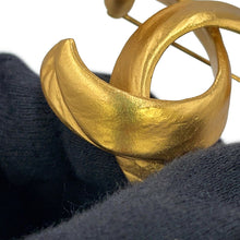 将图像加载到图库查看器中,CHANEL CC Logo Brooch Gold Gold Plated
