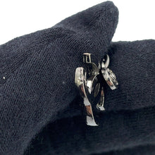 将图像加载到图库查看器中,CHANEL CC Logo ChainBracelet Black/Silver Metal Velvet Rhinestone Faux Pearl