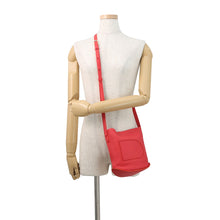 将图像加载到图库查看器中,Delvaux Bread Shoulder Bag Red Leather