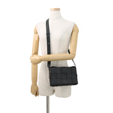 Load image into Gallery viewer, Bottega Veneta Maxi INTRECCIATO Shoulder Bag Black578004VMAY11229 Lambskin