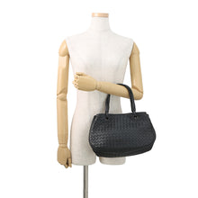 将图像加载到图库查看器中,Bottega Veneta INTRECCIATO Handbag Black Leather