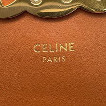 将图像加载到图库查看器中,CELINE Triomphe Phone Pouch Tan10K682DS3.04LU PVC